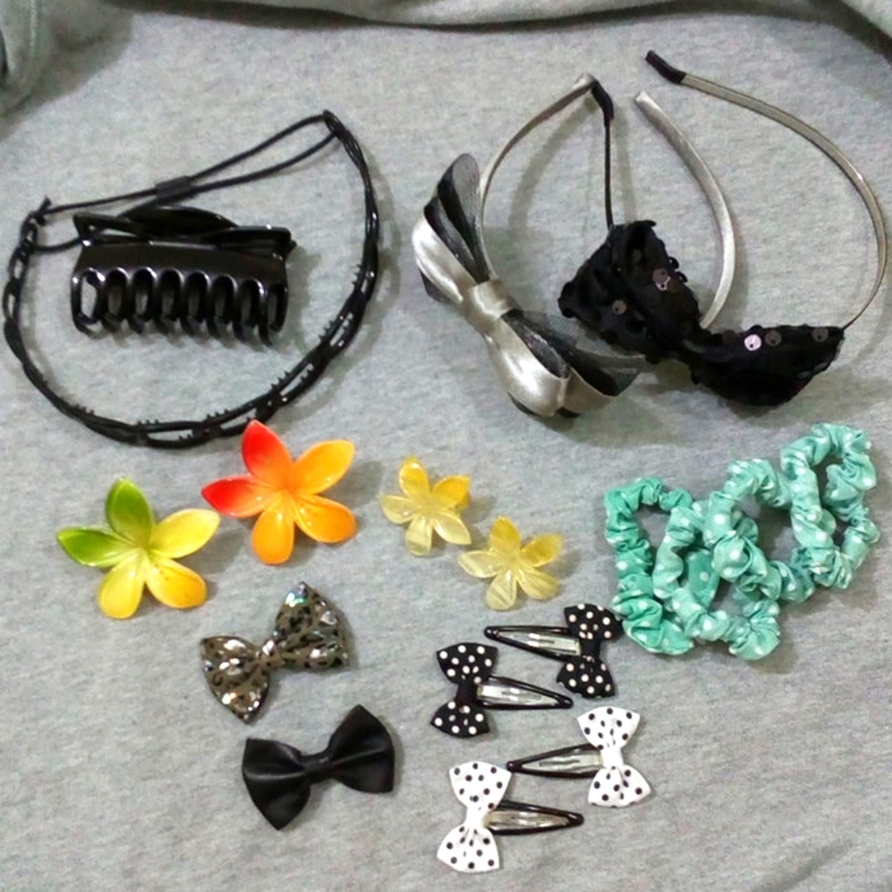 💖2/$30💖 NEW 18pc Hair accessories bundle